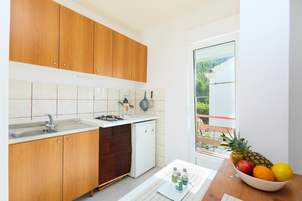 Apartmets Sutmiholjska *